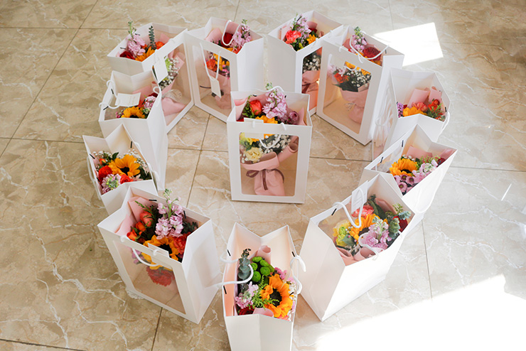 愛(ài)在三八節(jié)，情暖半邊天 濟(jì)南賽成為女員工送上節(jié)日祝福